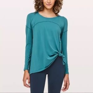 Lululemon Hit Unwind Long Sleeve Shirt Top Yoga Teal Blue side slits